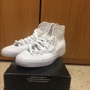 Adidas Matchcourt High Rx Ftwwht Size 9.5